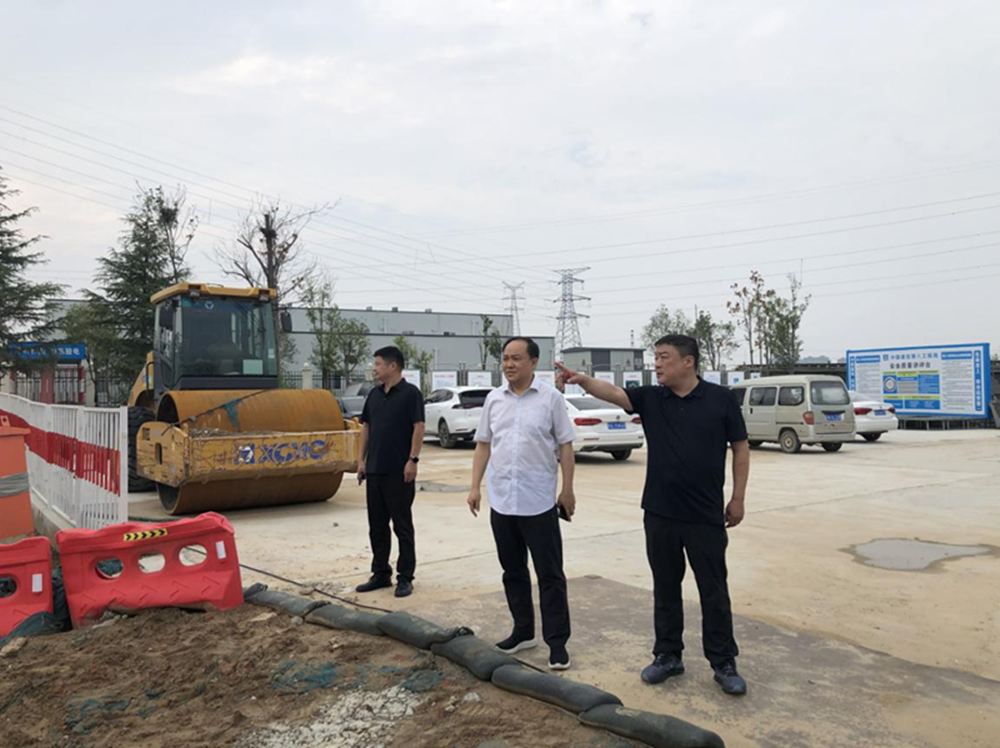 乐鱼平台-乐鱼(中国)一站式服务平台
党委委员、副总经理张岩到侯寨新镇区安置区调研项目建设工作